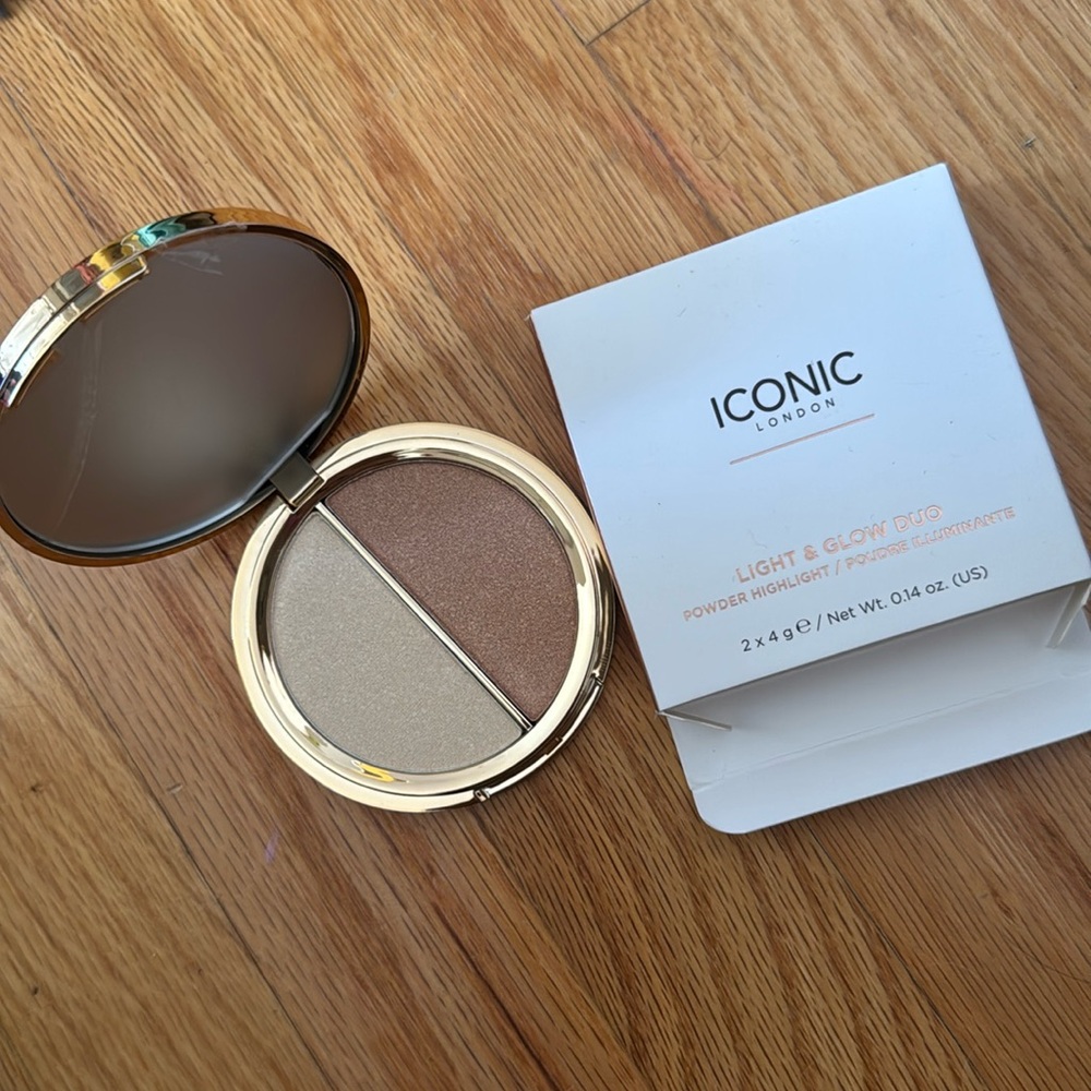 ICONIC LONDON | Light + Glow Duo (Brand New!)